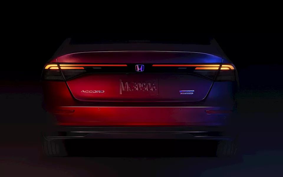 صور تشويقية للجيل الحادي عشر من هوندا أكورد (2)