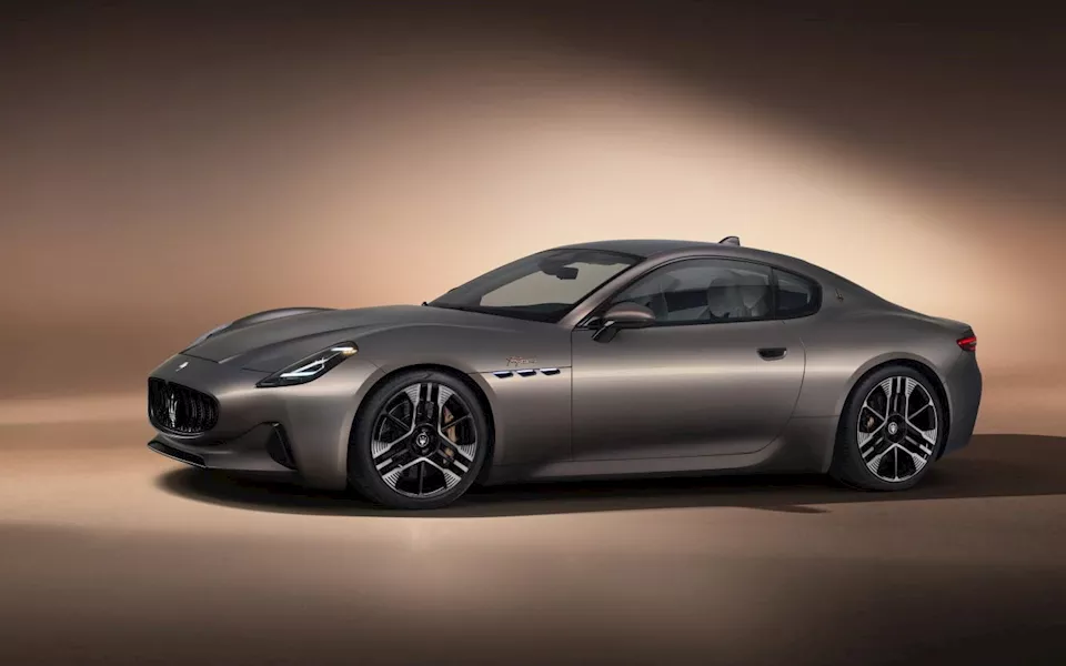 مازيراتي جران توريزمو الجديدة بنسخة فولجوري الكهربائيةة