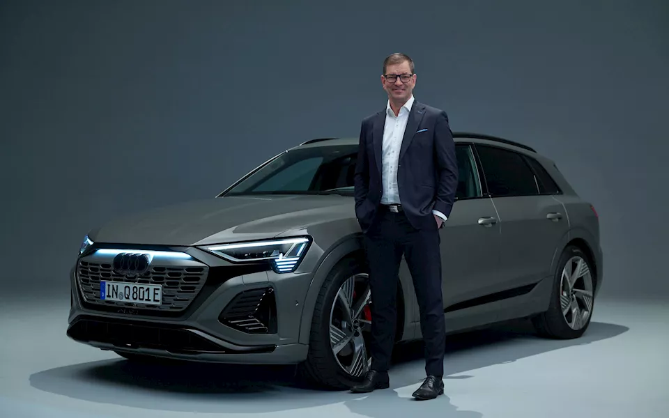 أودي Q8 e-tron الكهربائية الجديدة