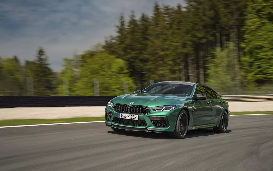 M850i