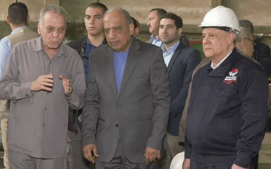 عصمت يزور النصر للسيارات