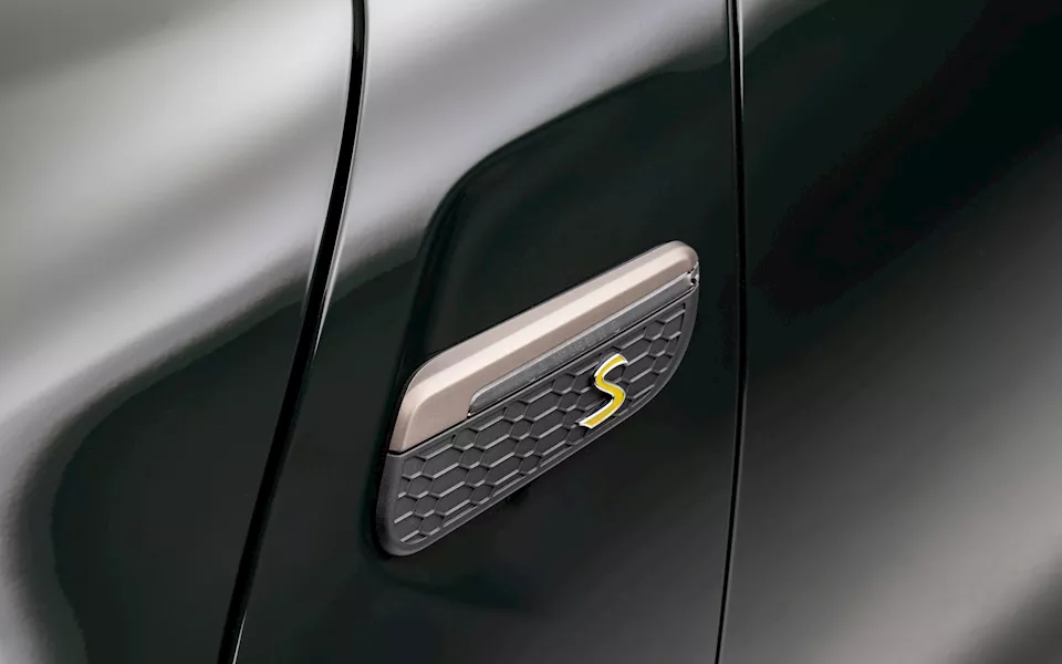 سيارات ميني بإطلالات خاصة – صور