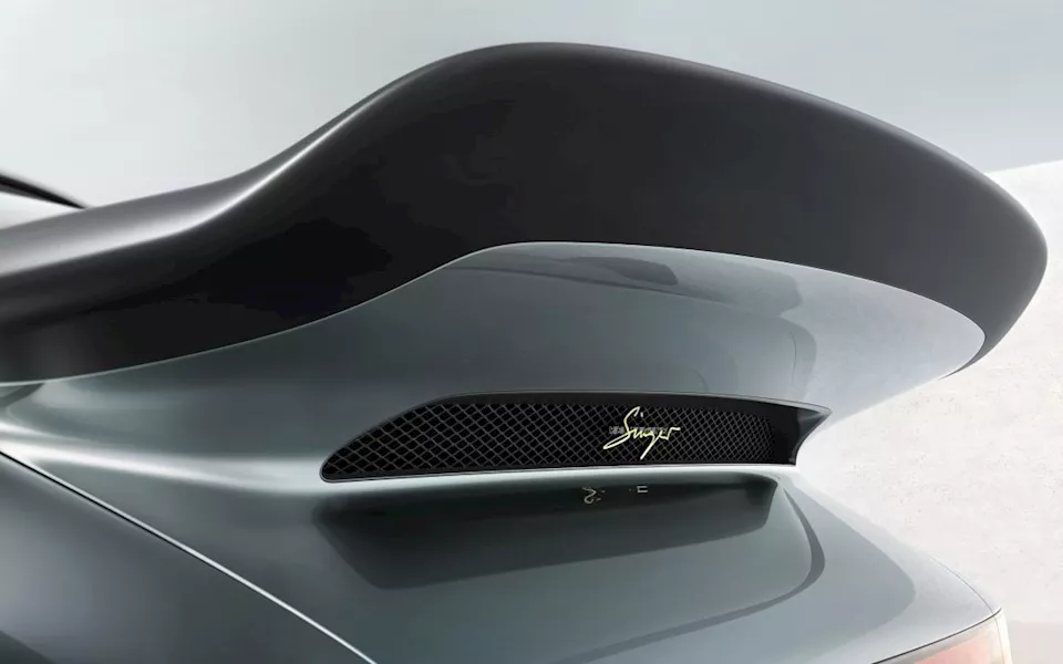 نسخة سينجر المجددة من بورشه 911 تربو