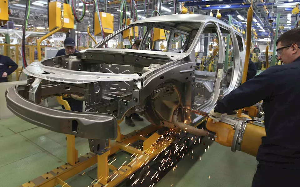 خطوط إنتاج أفتوفاز الروسية