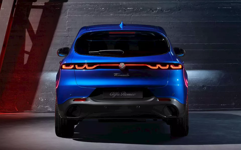 ألفا روميو تونالي