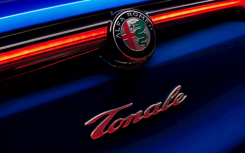 ألفا روميو تونالي