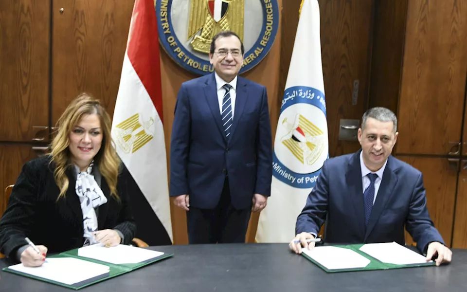 توقيع مذكرة تفاهم بين شل مصر والأكاديمية الوطنية للتدريب