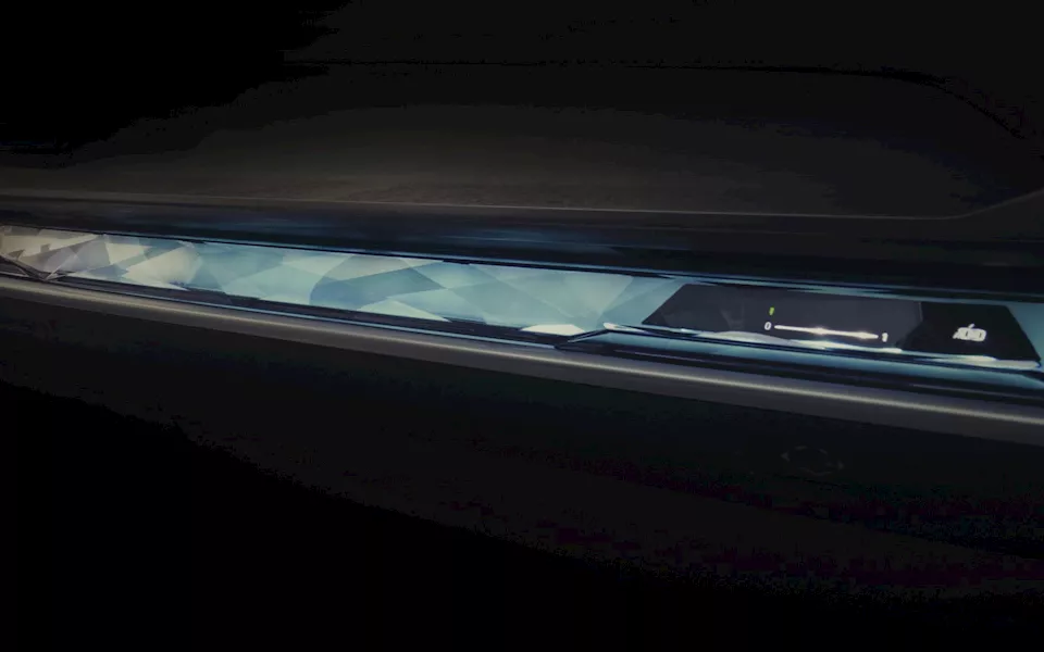 بي إم دابليو تستعرض بعض اللمحات من الفئة السابعة الجديدة – صور وتفاصيل