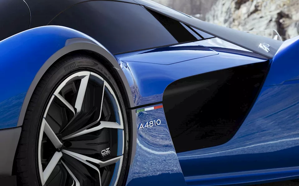 ألباين A4810 الاختبارية  (3)