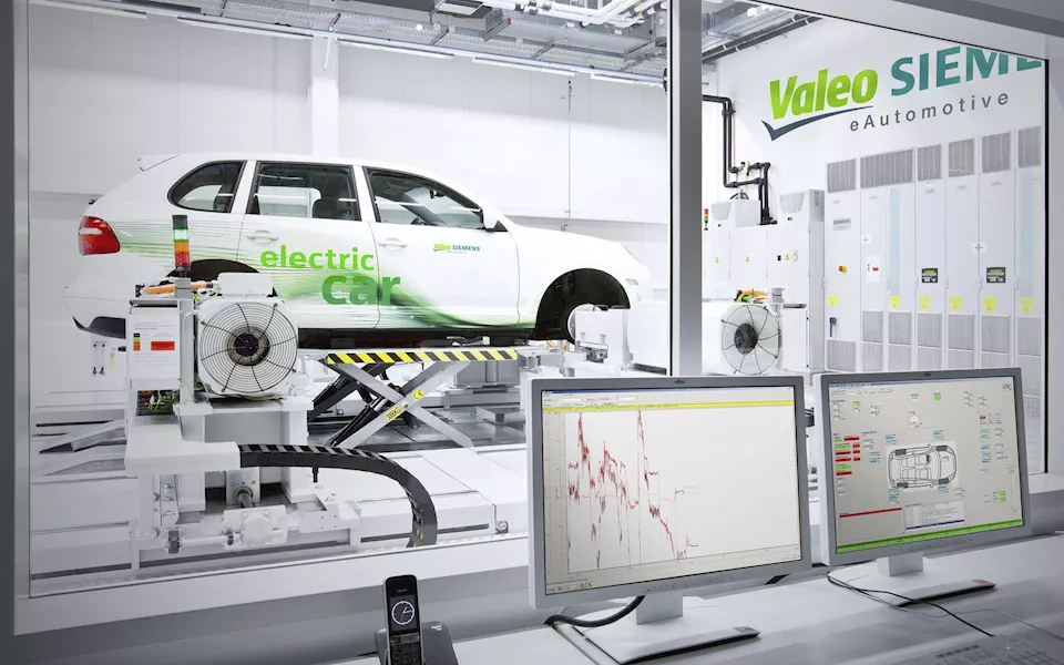 توقيع مذكرة تفاهم بين النصر وشركة فرنسية للصناعات المغذية