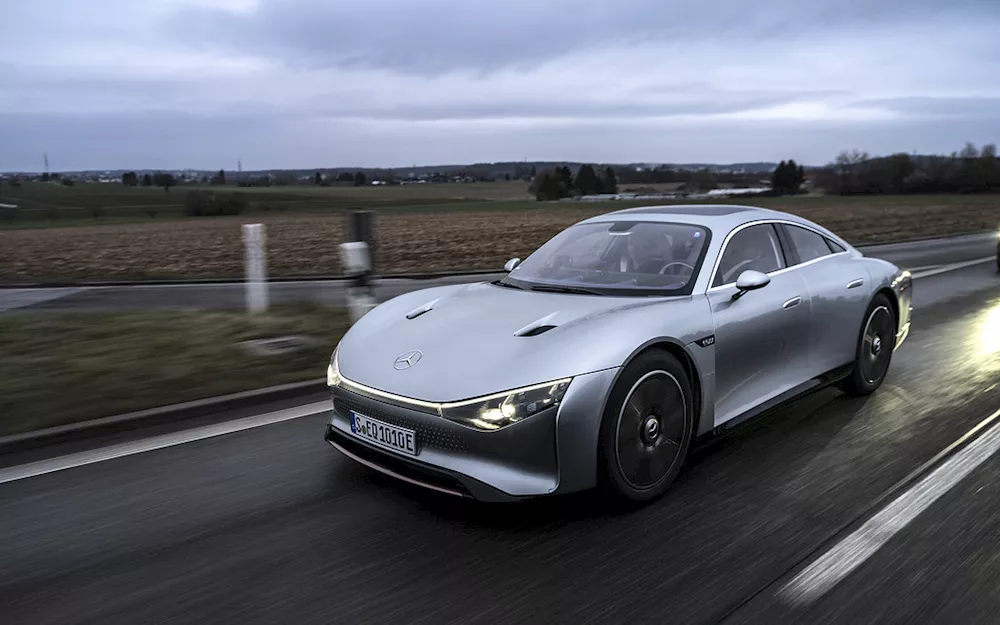 مرسيدس VISION EQXX خلال رحلة الـ 1000 كم  (1)