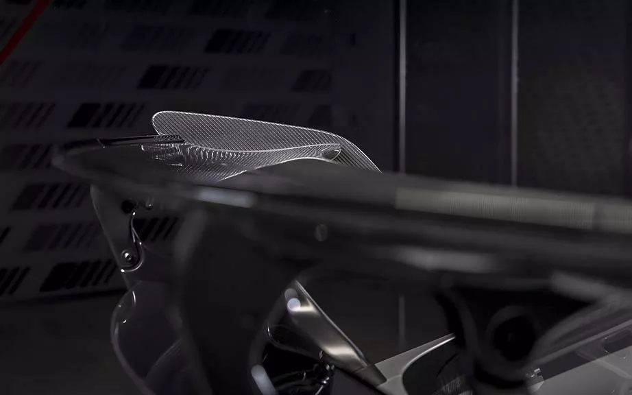 مرسيدس AMG GT بنسخة خاصة للحلبات احتفالا بذكرى تأسيس القطاع الرياضي