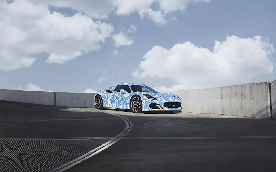 مازيراتي MC20 سيلو المكشوفة أثناء الاختبارات  (2)