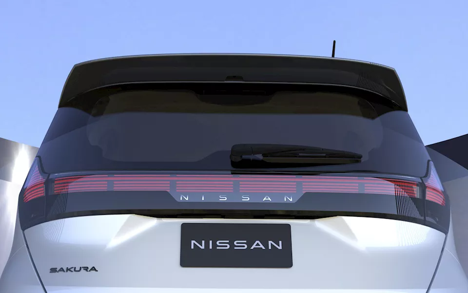 نيسان ساكورا الكهربائية  (2)