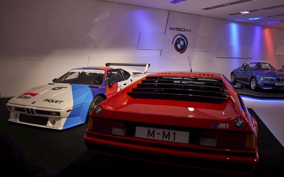 معرض M بمتحف بي إم دابليو