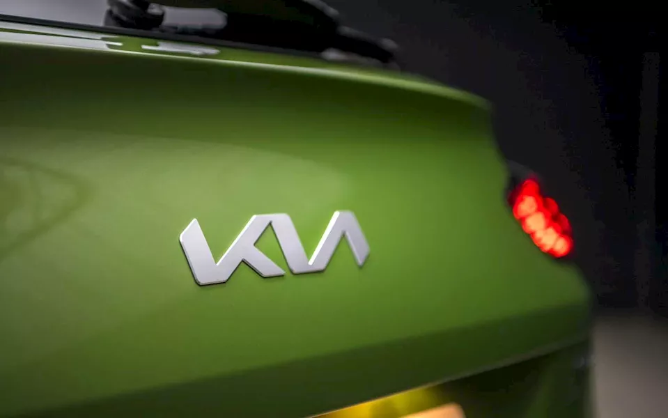 كيا إكسيد الفيس ليفت