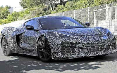 شيفروليه كورفيت الهجينة تحترق أثناء اختبارها 