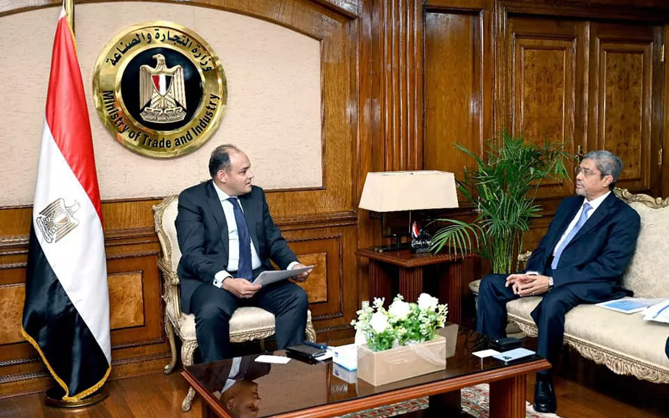 وزير الصناعة  الوزارة لن تعمل بمعزل عن مجتمع الأعمال