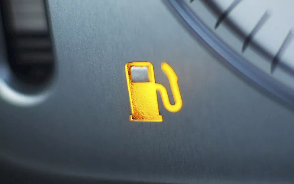 ازاي تفول عربيتك بره البنزينة ؟ 