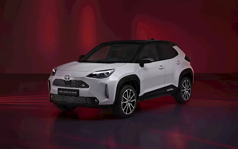 تويوتا ياريس كروس بنسخة GR سبورت ذات الطابع الرياضي
