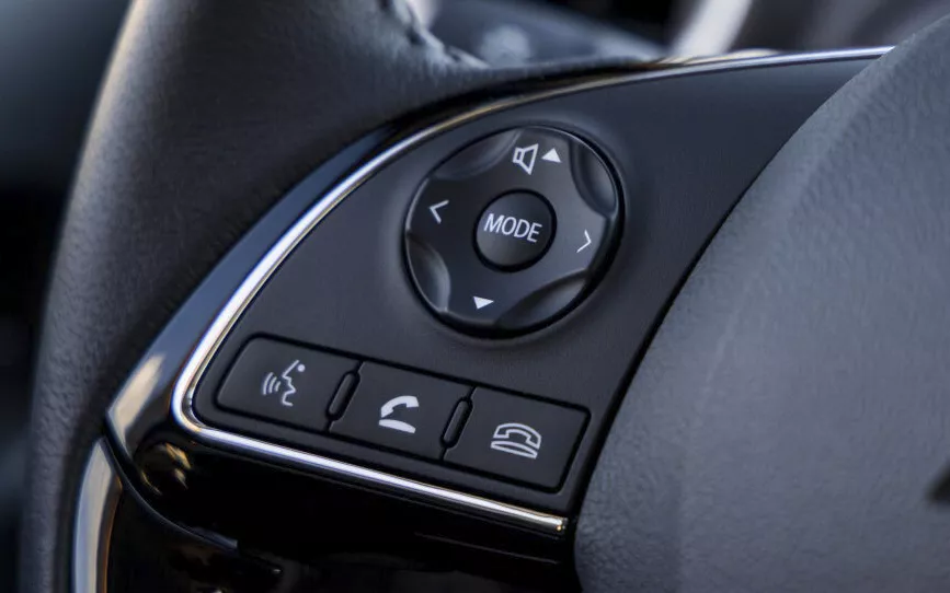 مقصورة ميتسوبيشي اتراج (4)