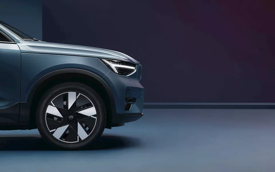 سيارة جديدة 