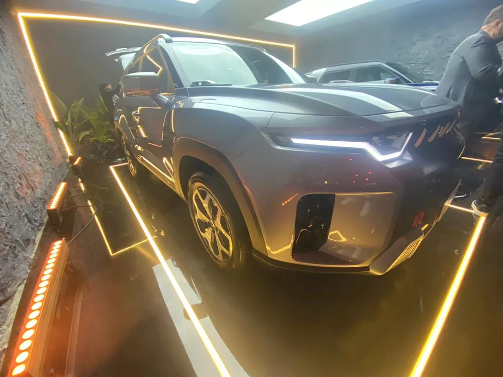 1 سانج يونج توريس موديل 2024