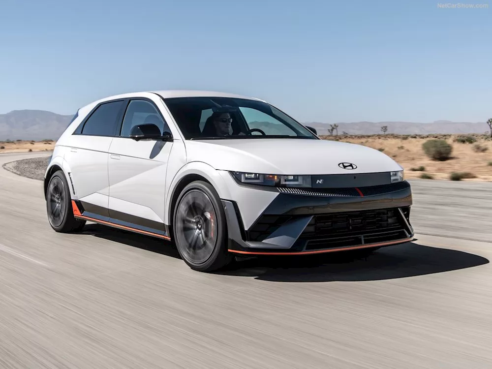 3 هيونداي Ioniq 5 N موديل 2025 
