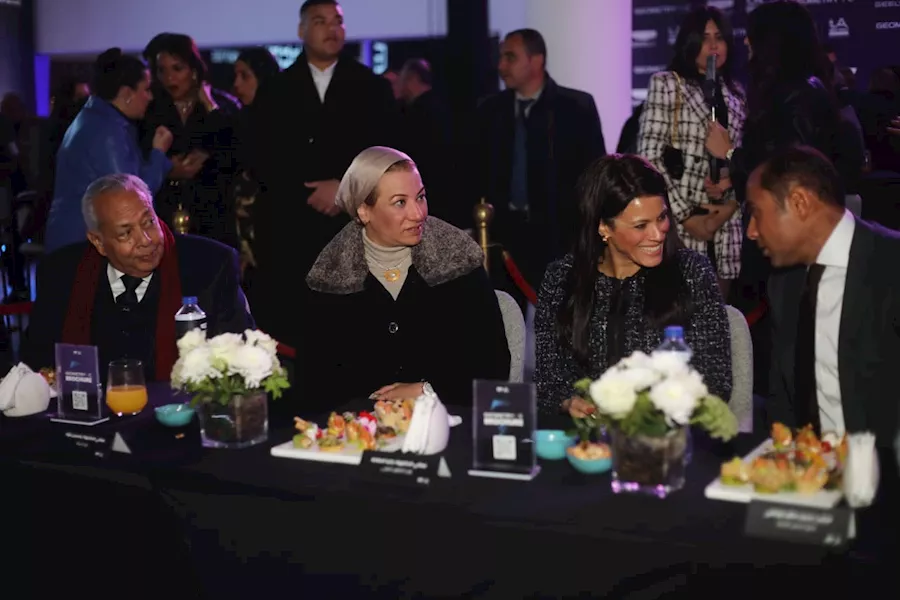 جيلي جيومتري سي 