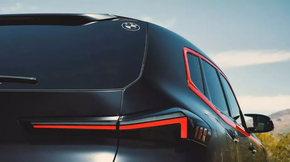  بي إم دبليو Label Red