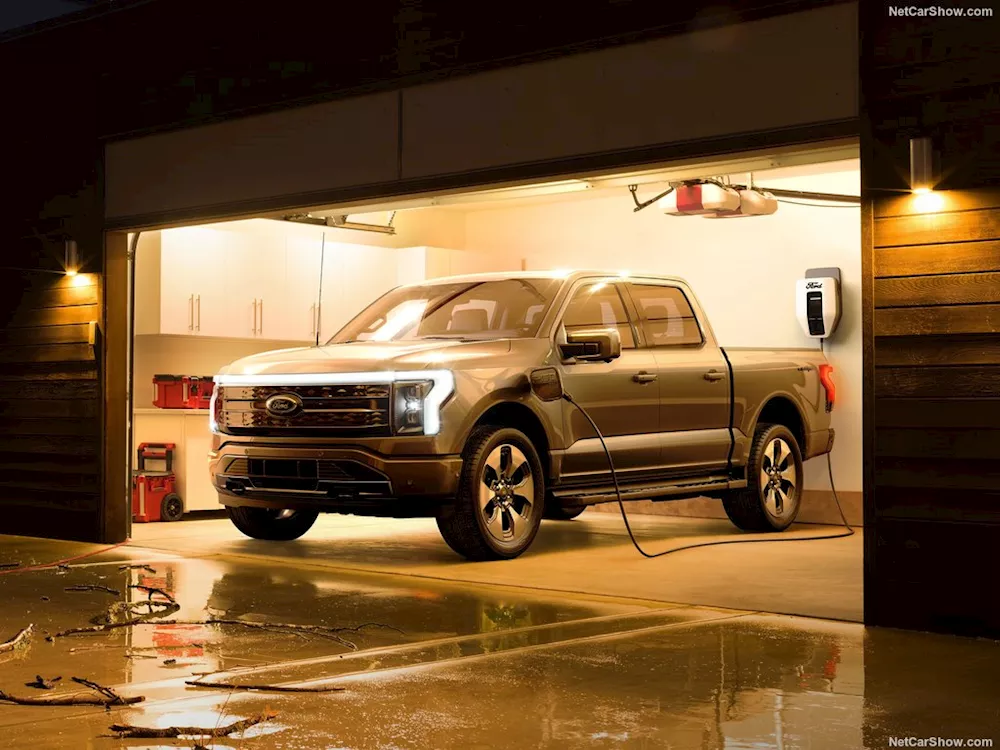 فورد F-150 Lightning إصدار Lariat Launch Edition