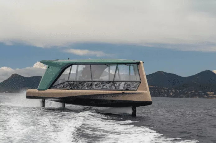 قارب BMW Hydrofoil