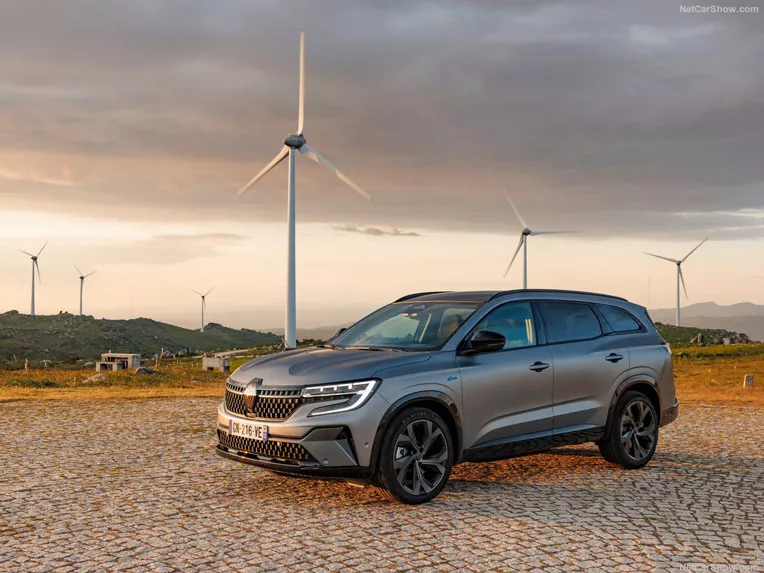 رينو Espace الجديدة