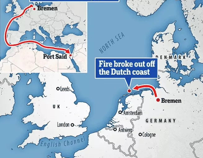 السفينة المحترقة بالسيارات 