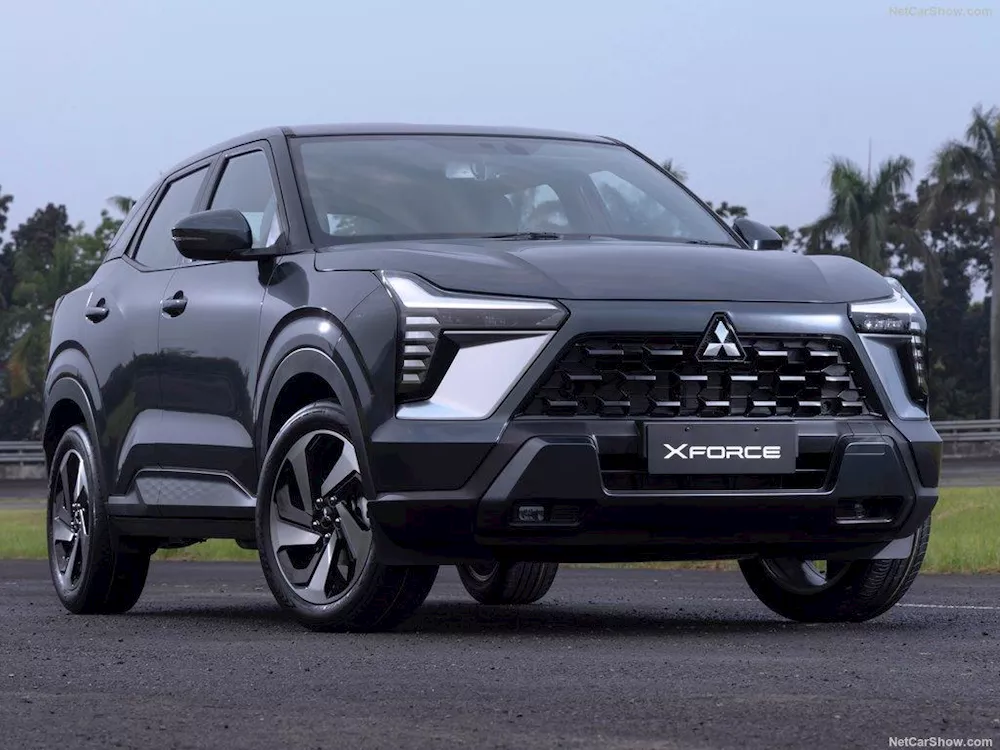 ميتسوبيشي إكسفورس الرياضية الجديدة