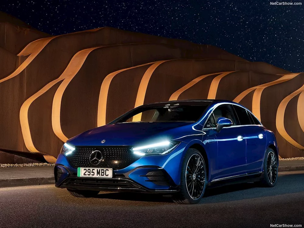 مرسيدس EQE الكهربائية