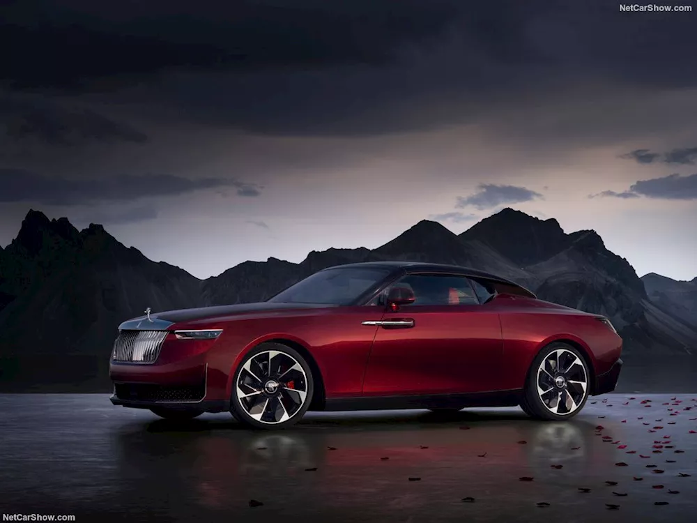 رولز رويس La Rose Noire Droptail