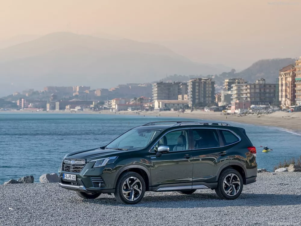 1 سوبارو فورستر الجديدة