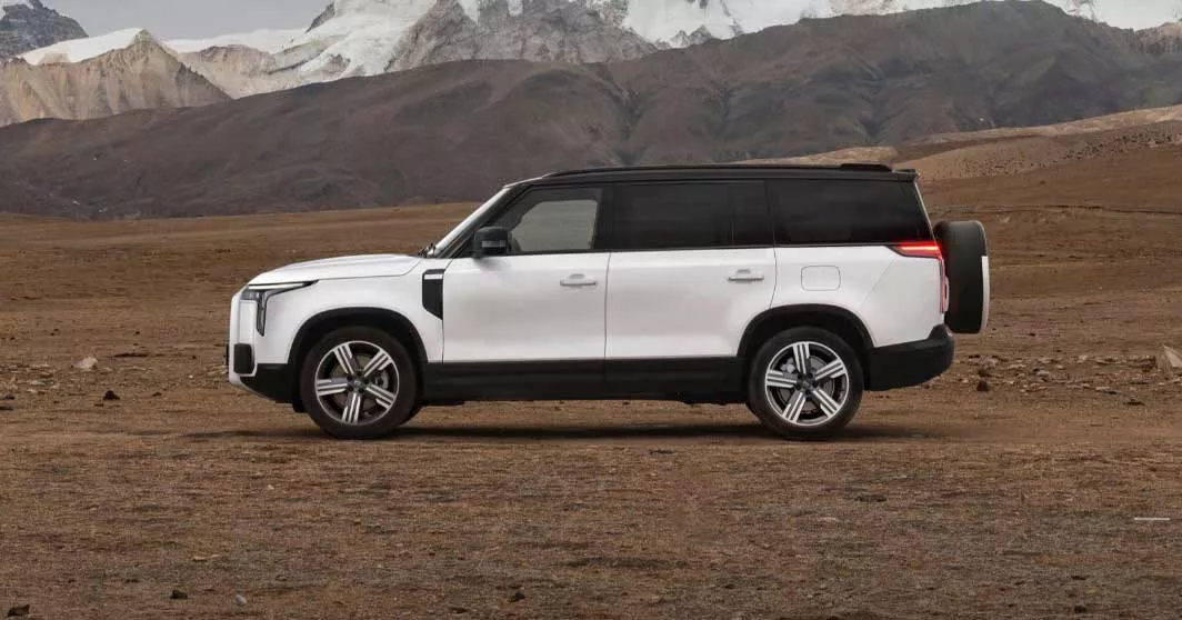 السيارة Rox 01 الكهربائية