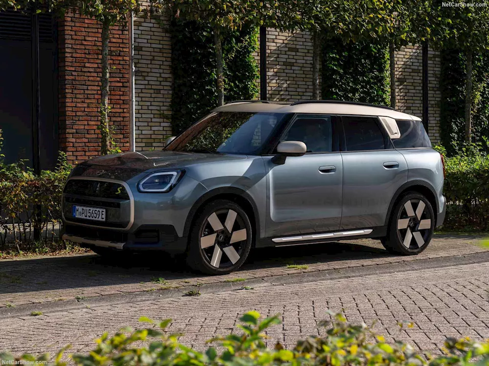 ميني Countryman الجديدة