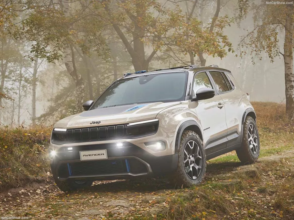 جيب Avenger رباعية الدفع الجديدة