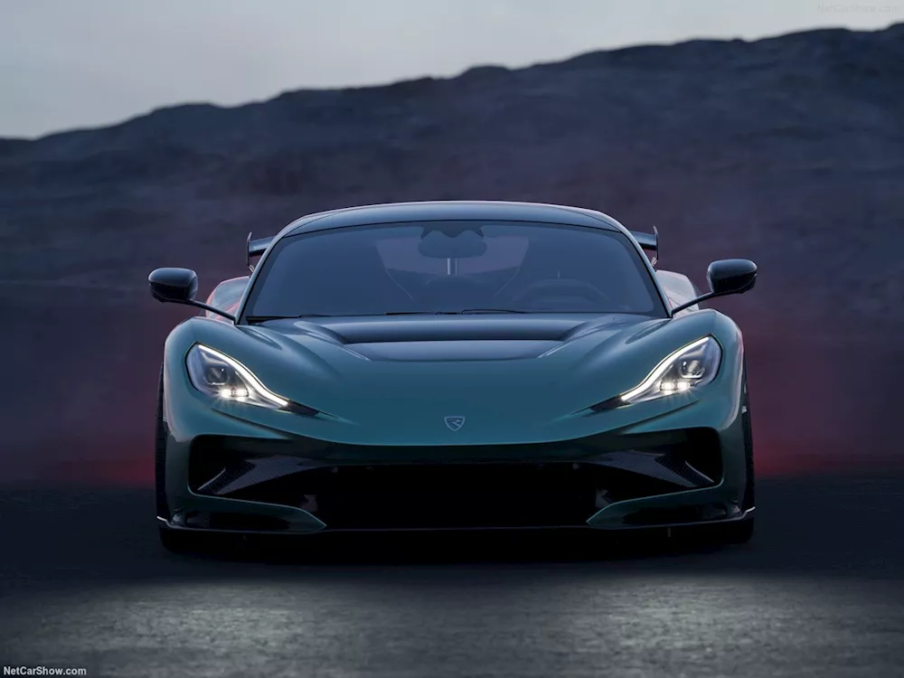 ريماك Nevera R الكهربائية