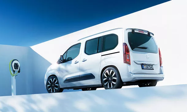 2 أوبل كومبو الخدمية الجديدة