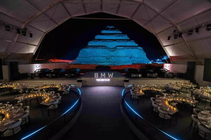 من حفل تقديم سيارات بي إم دبليو الجديدة