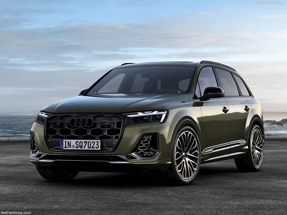 1 أودي Q7 موديل 2025