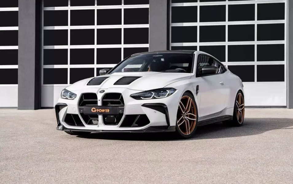 1 بي إم دبليو M4 المعدلة