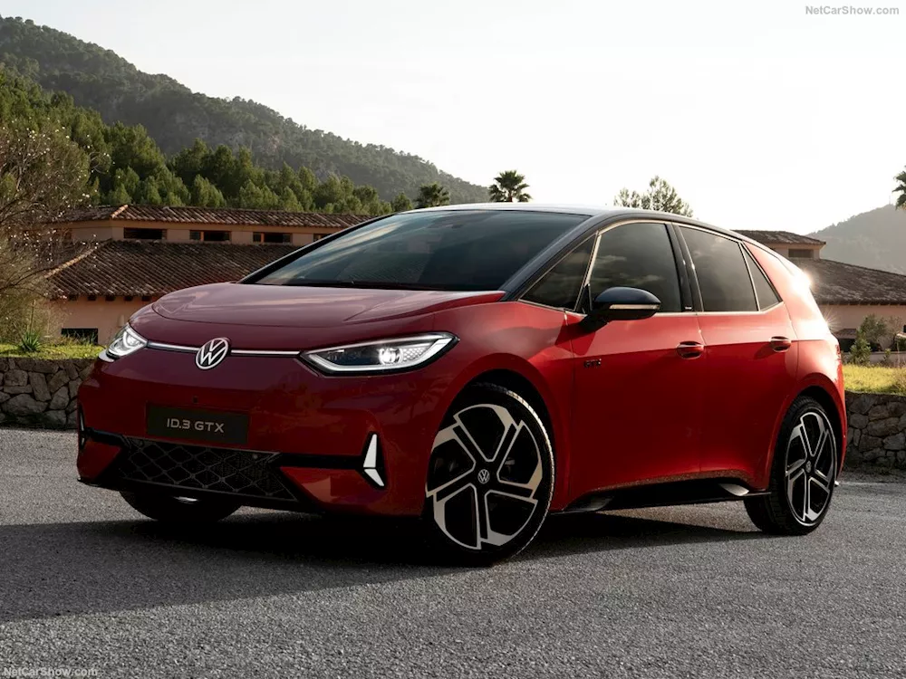 فولكس فاجن ID.3 GTX الرياضية الجديدة