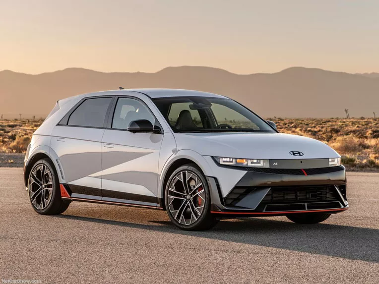 2 هيونداي Ioniq 5 موديل 2025 الكهربائية