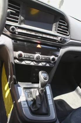 هيونداي إلنترا AD الجديدة