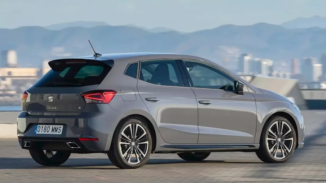 سيات إبيزا النسخة الاحتفالية